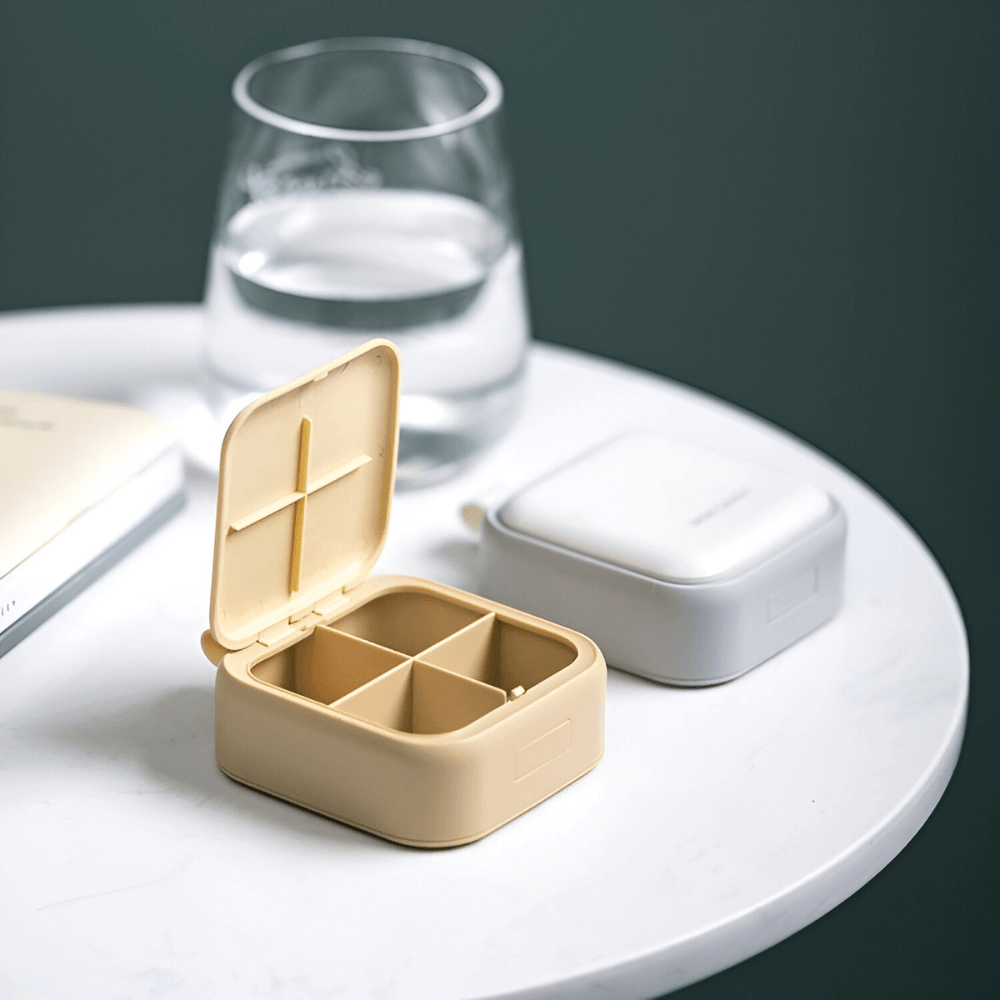 Mini Medicine Box, Efficient Organization, 4 Compartments, Airtight Closure, Portable