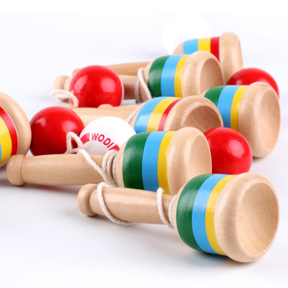 Mini Jucarie Cupa Interactiva, Lemn, Copii si Adulti, Tip Kendama,