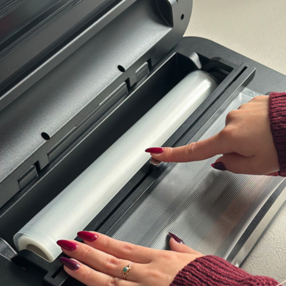 Aparat Vidat si Sigilat Alimente, 125W, 95kpa, Rola Folie Inclusa