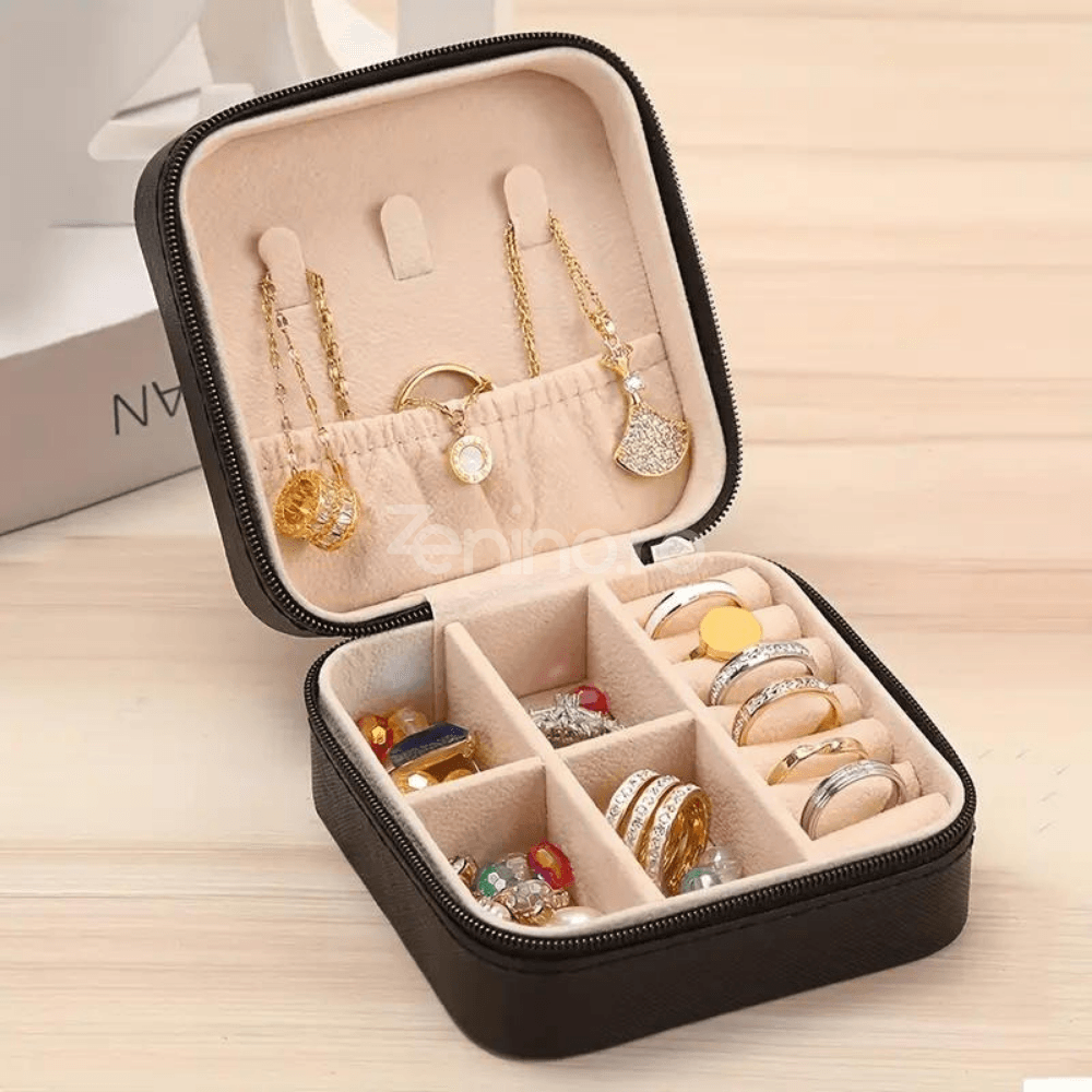 Cutie Organizare Bijuterii, 4 Compartimente, Agatatori, Interior din Catifea, Inchidere cu Fermoar, 10x10x5cm, Negru, Alb
