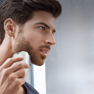 Mini Shaver, Precise Cutting, Steel Blades, 3W, Type-C Charging, 45min Battery Life.