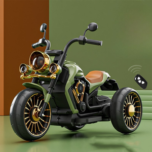 Electric Tricycle for Children, Remote Control, Two Batteries, Anti-Tipper System, Lights and Music, 6-8 Years