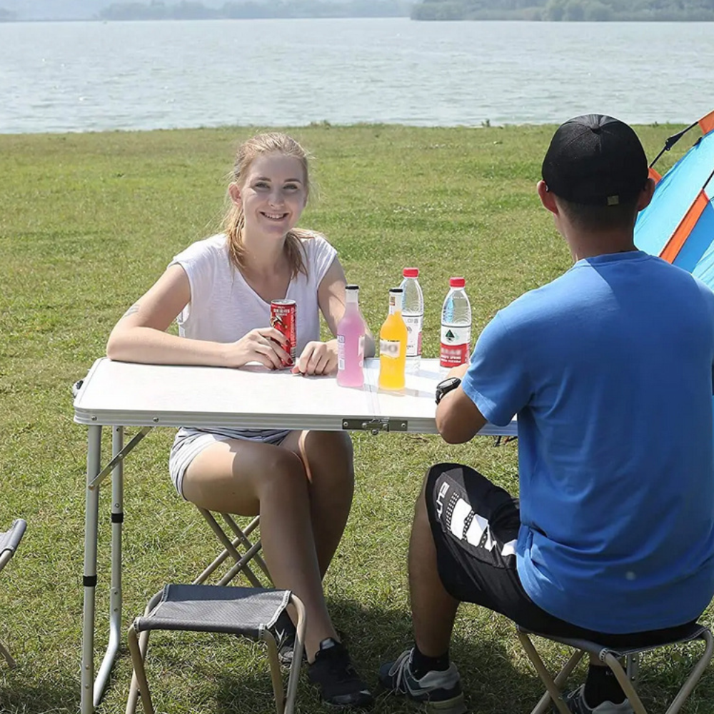 Masa de Camping Pliabila, Inaltime 70cm, Usor de Transportat, Model Stabil